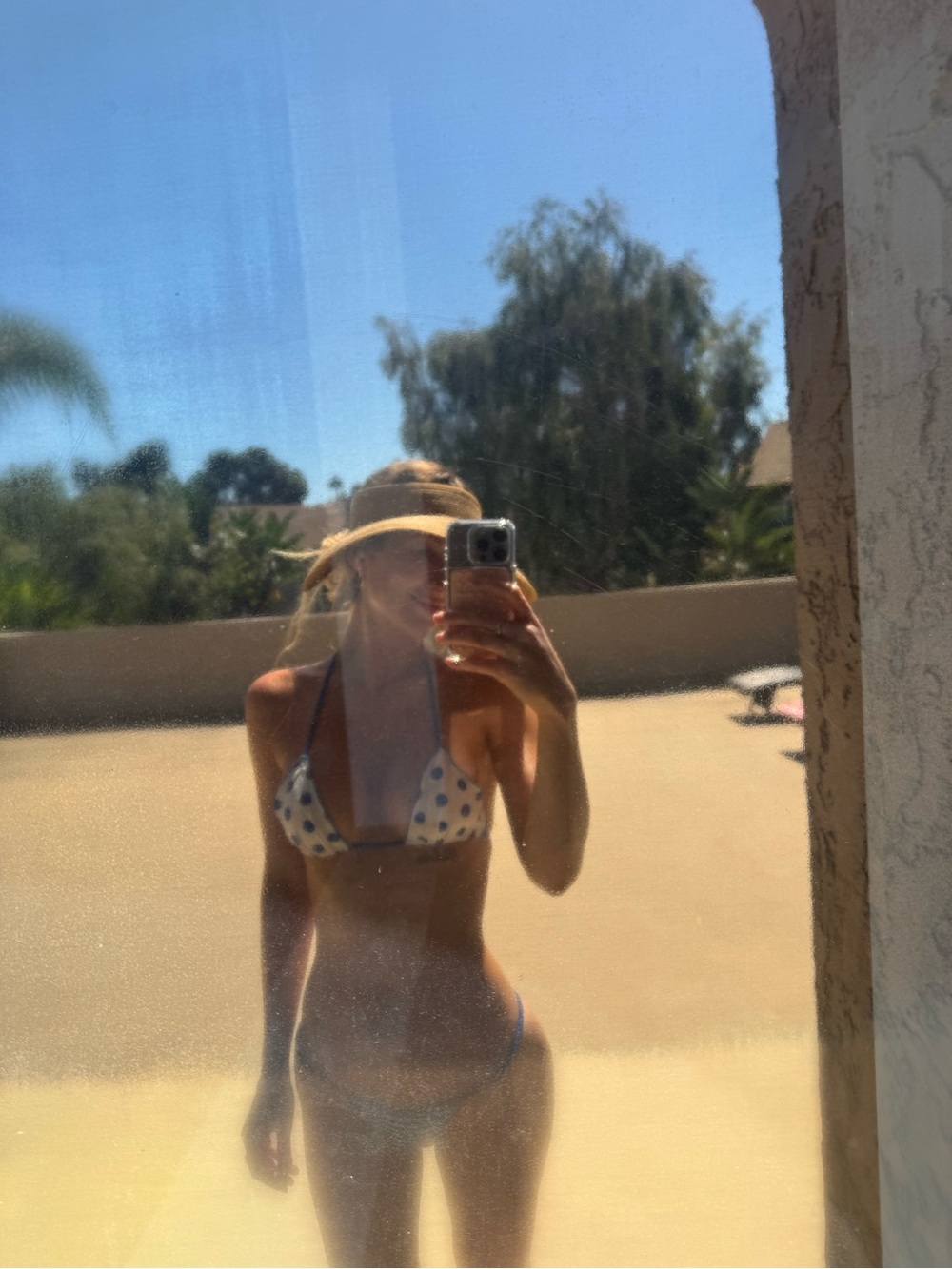 Frankie’s bikinis set - Picture 4 of 5